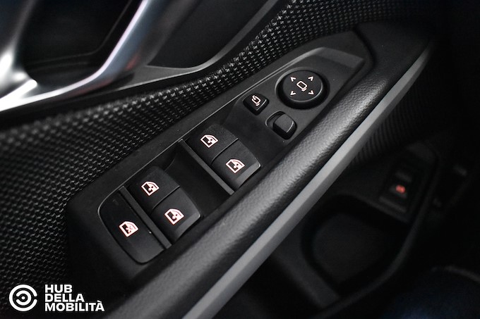 BMW 320d 48V xDrive Touring Business Advantage